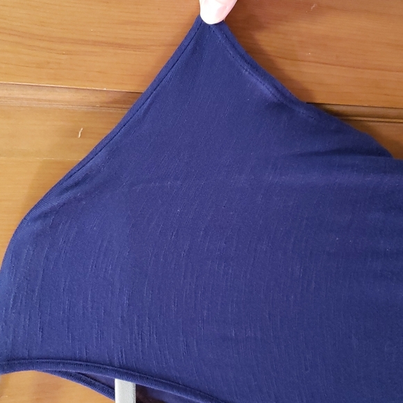 MOSSIMO CROSS BACK TSHIRT Navy Size L - Picture 2 of 5